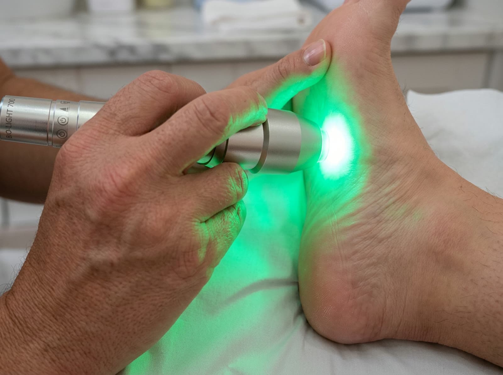 Sesión de reflexoterapia podal con cromoterapia